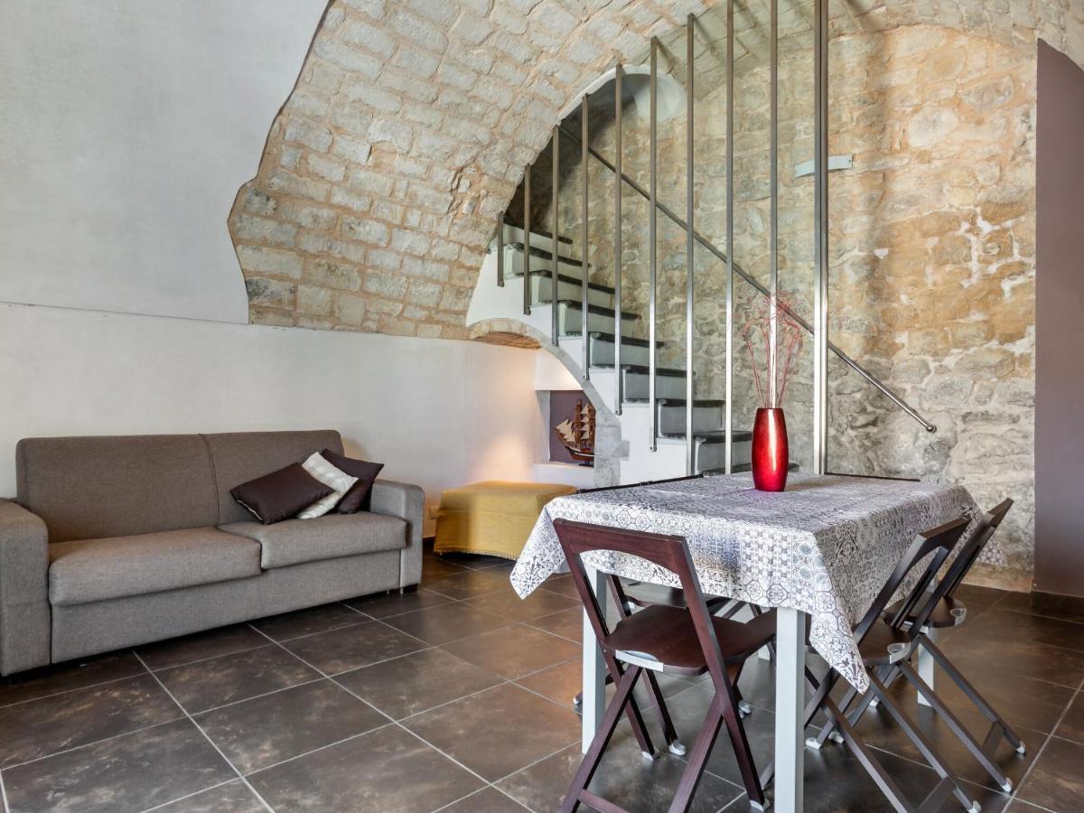 Vintage Holiday Home In Ragusa Ibla With Balcony Exterior foto