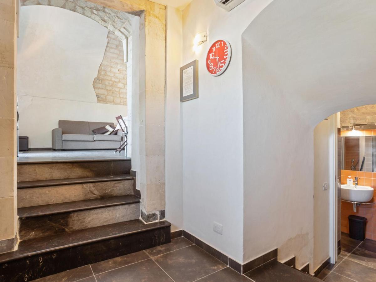 Vintage Holiday Home In Ragusa Ibla With Balcony Exterior foto